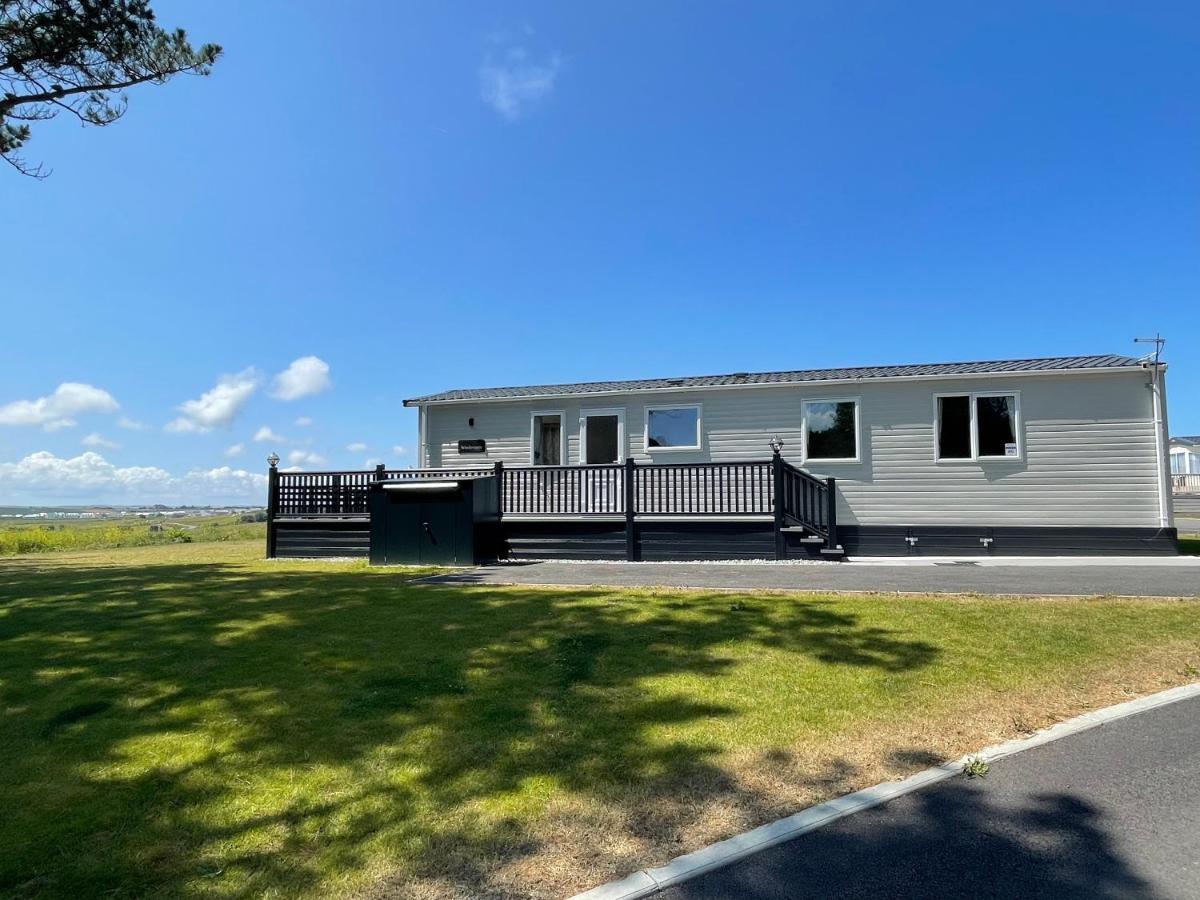 Holiday Home With Stunning Views New Quay Esterno foto